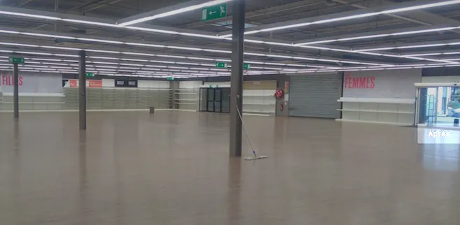 Débarras Locaux Commerce TROKEUR